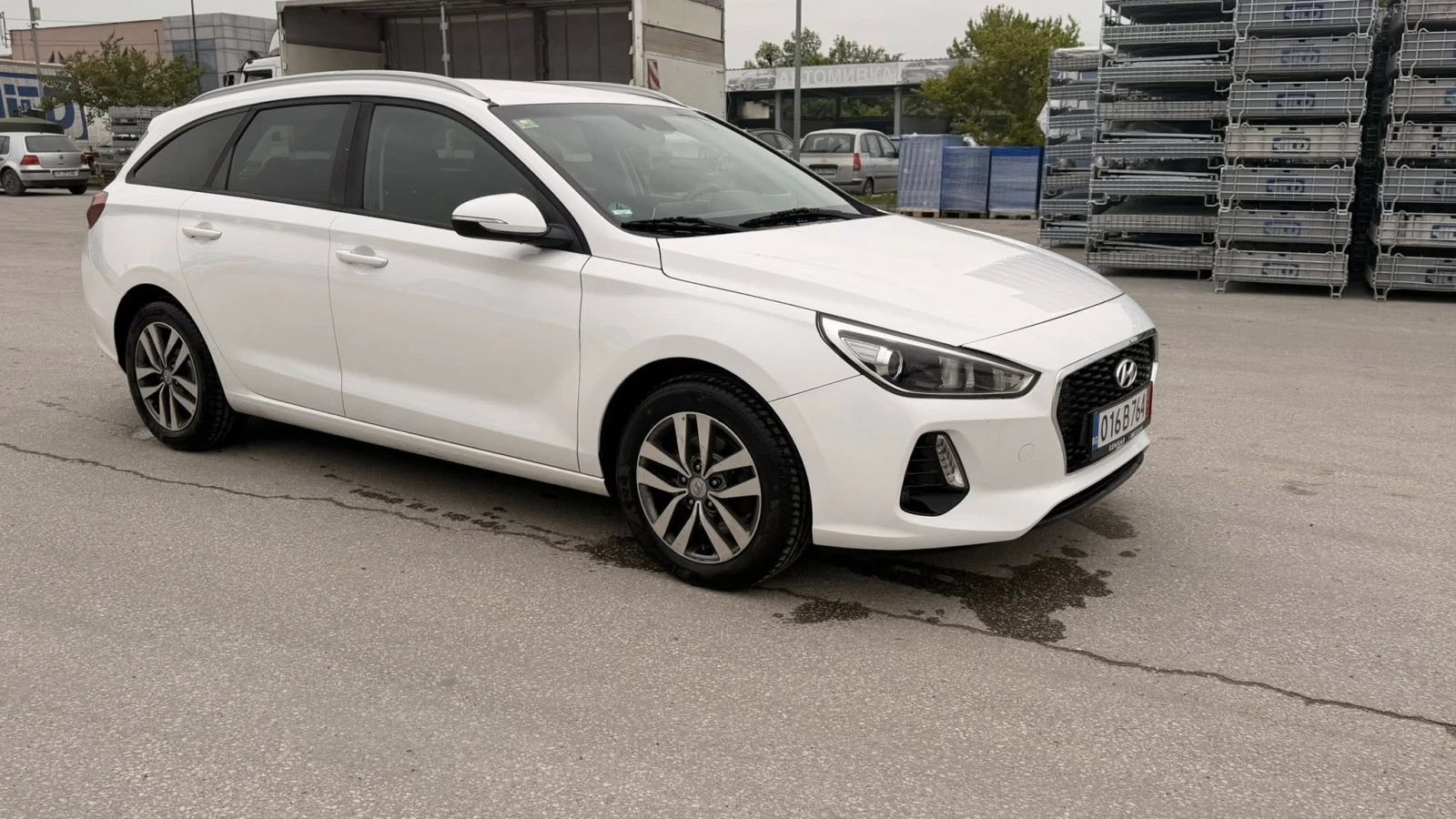 Hyundai I30 1.6 CRDI 110 к.с, снимка 3 - Автомобили и джипове - 54477705