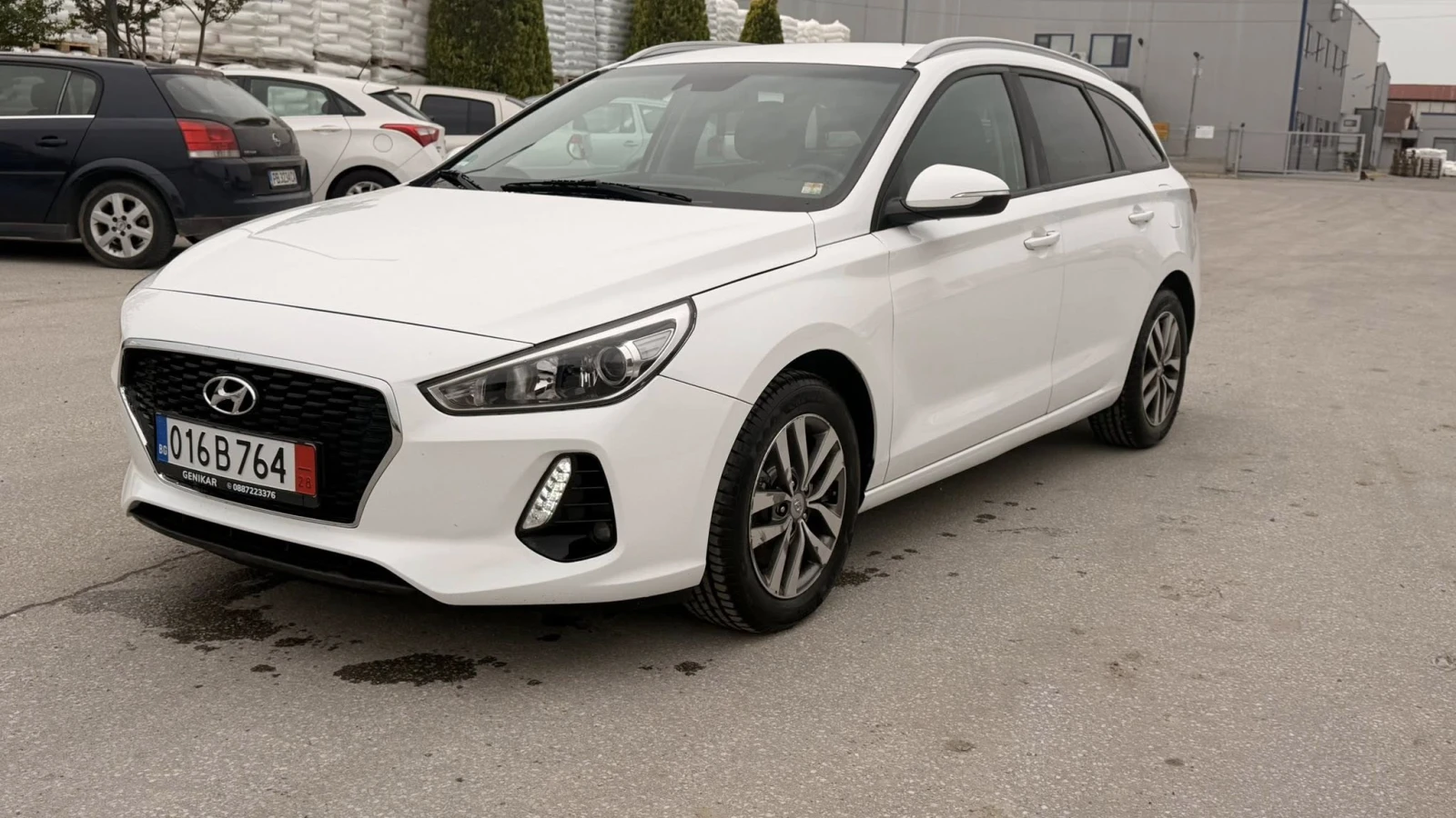 Hyundai I30 1.6 CRDI 110 к.с, снимка 2 - Автомобили и джипове - 54477705