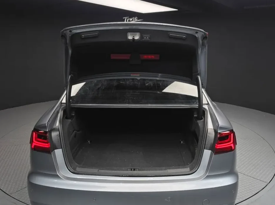 Audi A6 3.0 TDI Quattro Premium , снимка 17 - Автомобили и джипове - 54483533