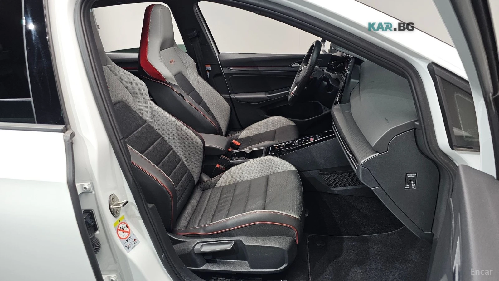 VW Golf GTI/2.0T/8TH GEN, снимка 13 - Автомобили и джипове - 54827897