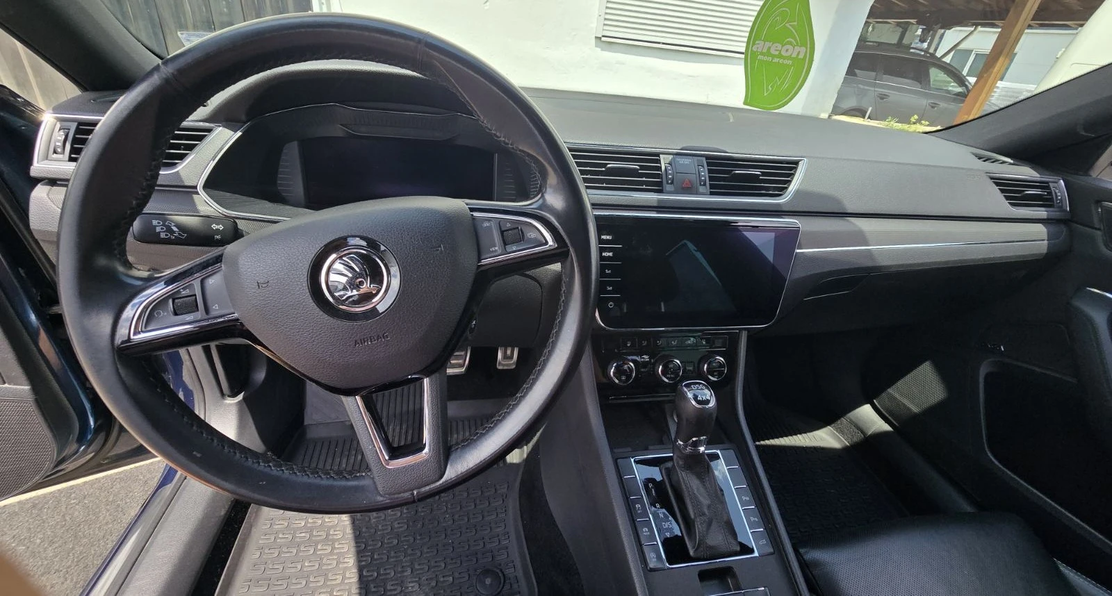 Skoda Superb 2.0 TDI, снимка 5 - Автомобили и джипове - 55078452