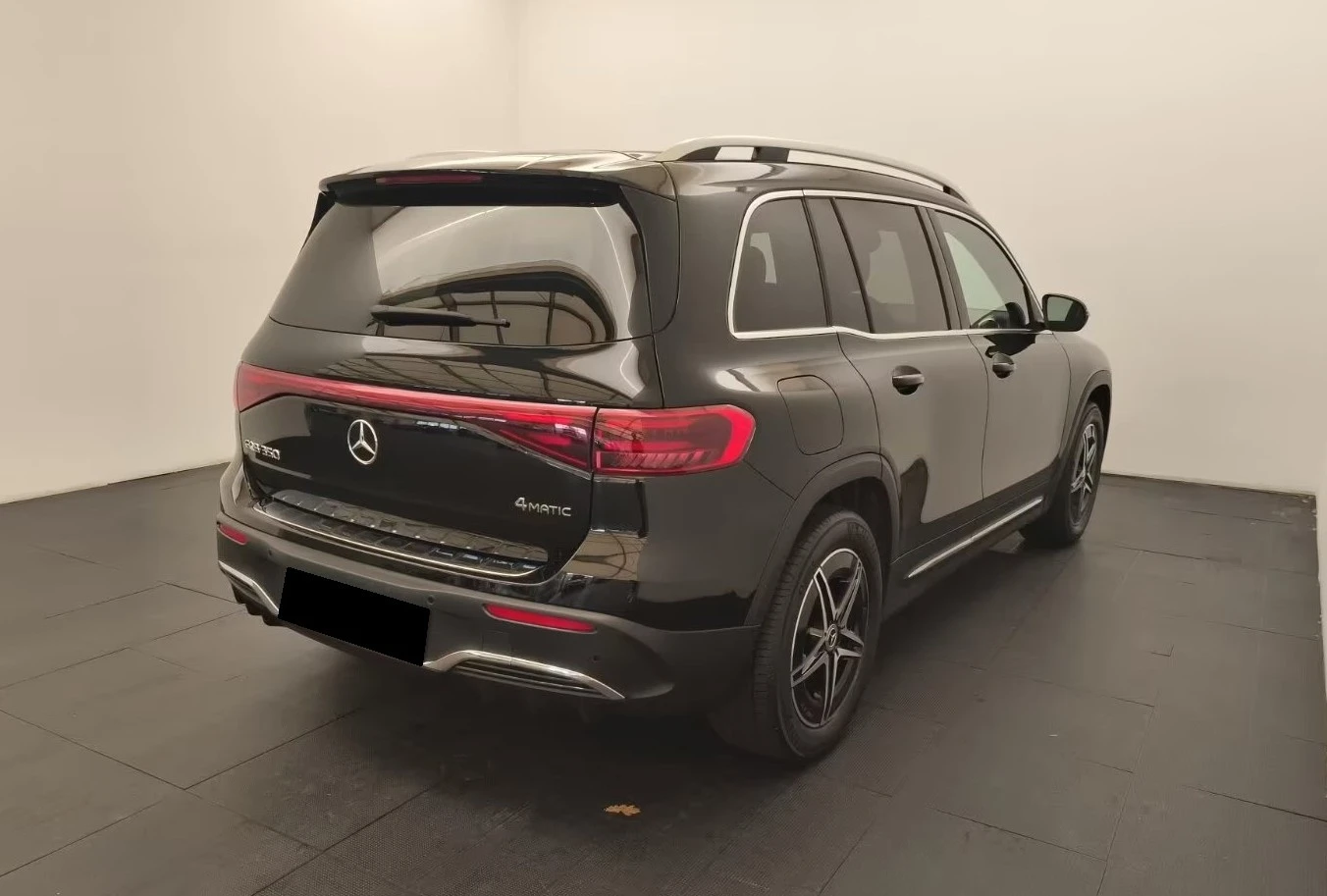 Mercedes-Benz EQB 350 / FACELIFT / AMG / 4-MATIC / LED / CAMERA / , снимка 7 - Автомобили и джипове - 55734894