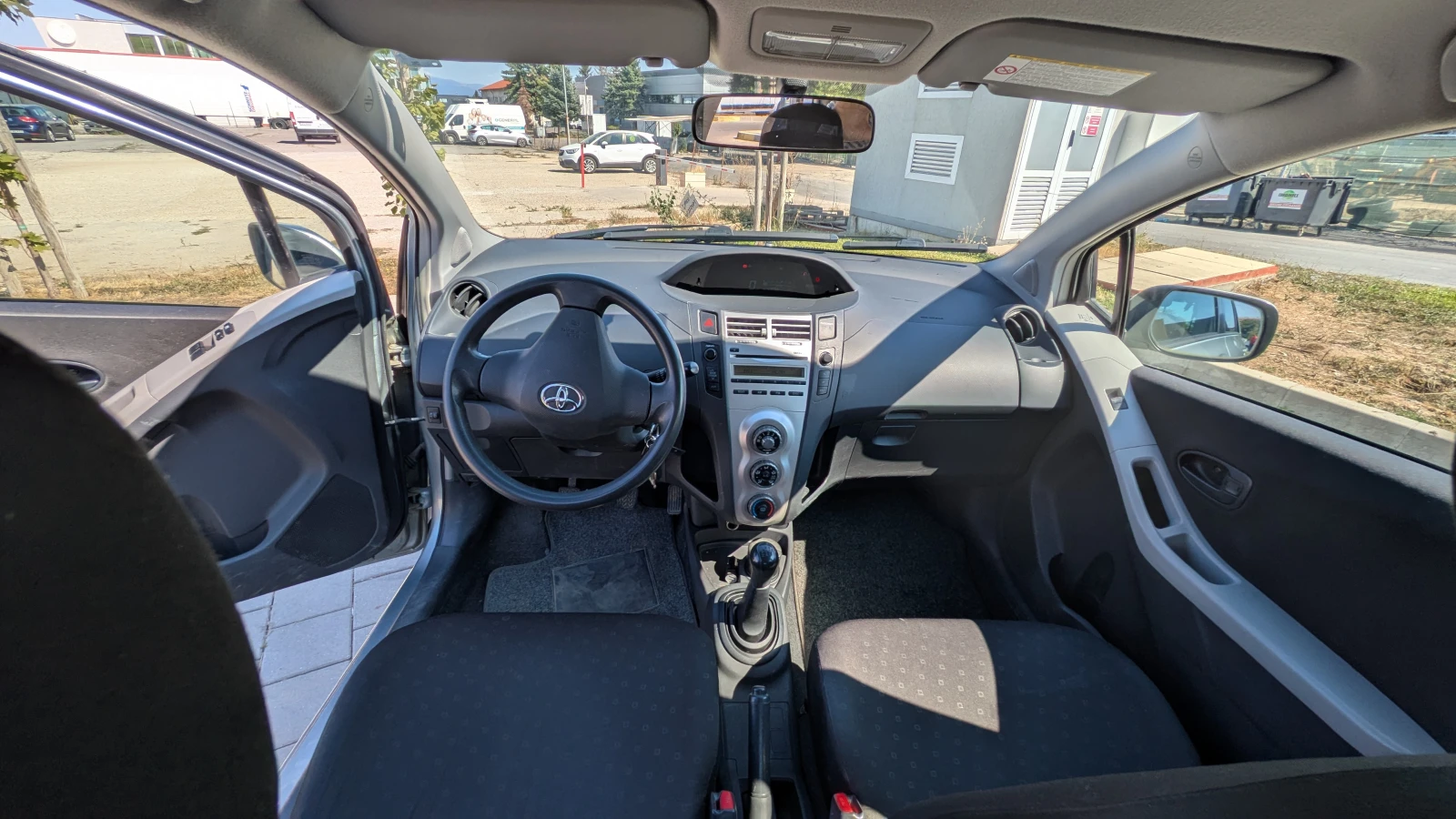 Toyota Yaris, снимка 6 - Автомобили и джипове - 56163243