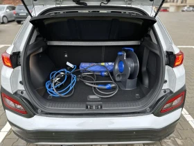 Hyundai Kona PREMIUM 64KWh FULL ASSIST/HEADUP/DISSTR/SOH100, снимка 17