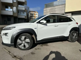 Hyundai Kona PREMIUM 64KWh FULL ASSIST/HEADUP/DISSTR/SOH100, снимка 6