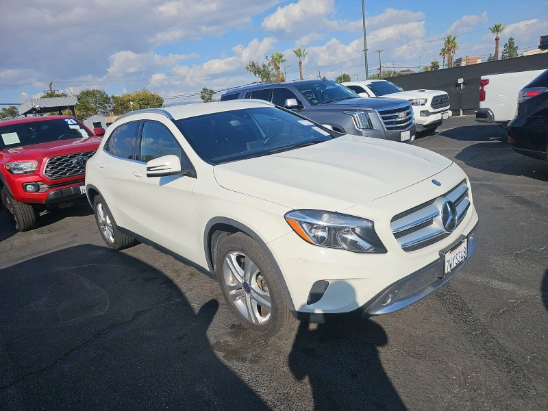 Mercedes-Benz GLA 250, снимка 2 - Автомобили и джипове - 47920334