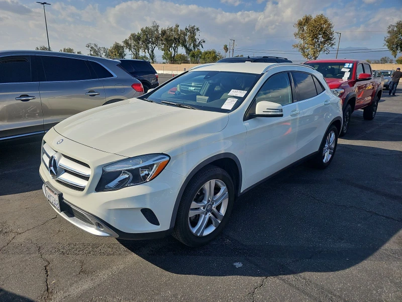 Mercedes-Benz GLA 250, снимка 1 - Автомобили и джипове - 47920334