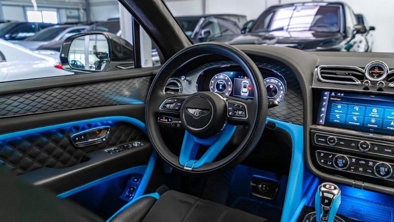 Bentley Bentayga S CERAMIC NAIM PANO HEAD UP 360 TV, снимка 11 - Автомобили и джипове - 51508990