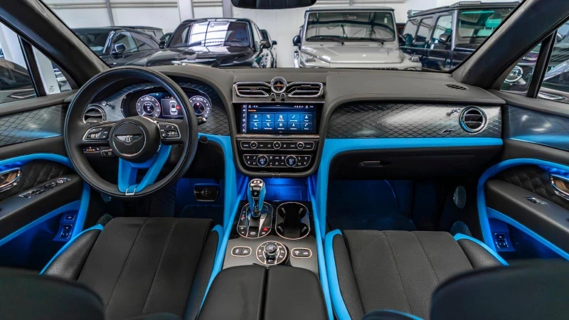 Bentley Bentayga S CERAMIC NAIM PANO HEAD UP 360 TV, снимка 12 - Автомобили и джипове - 51508990