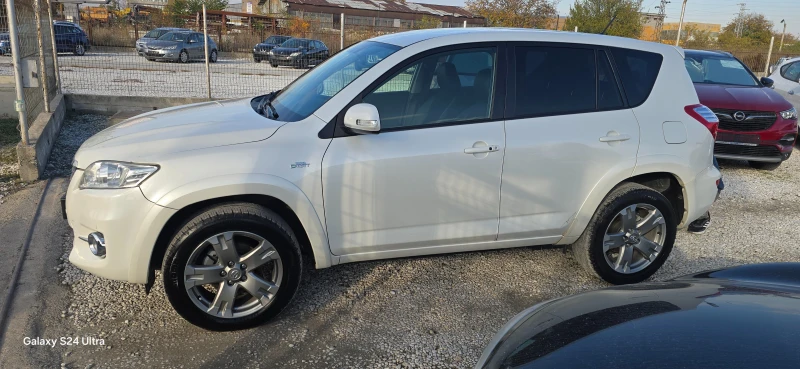 Toyota Rav4 2.2D4D 150K.C LUXURY 4X4 AUTOMATIC NAVI КОЖА, снимка 5 - Автомобили и джипове - 52289061