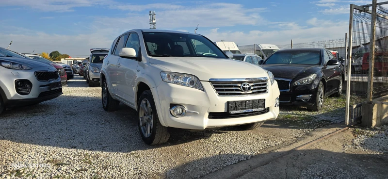 Toyota Rav4 2.2D4D 150K.C LUXURY 4X4 AUTOMATIC NAVI КОЖА, снимка 3 - Автомобили и джипове - 52289061