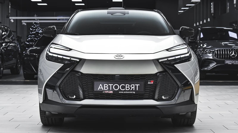 Toyota C-HR 2.0 Hybrid GR Sport 4x4 Automatic, снимка 2 - Автомобили и джипове - 52815209