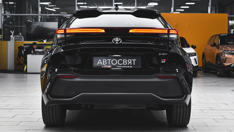 Toyota C-HR 2.0 Hybrid GR Sport 4x4 Automatic, снимка 3 - Автомобили и джипове - 52815209