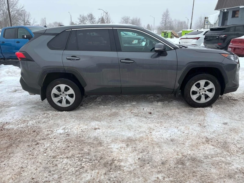 Toyota Rav4 * LE * AWD * БЕЗ ПЪРВОНАЧАЛНА ВНОСКА, снимка 3 - Автомобили и джипове - 53244232