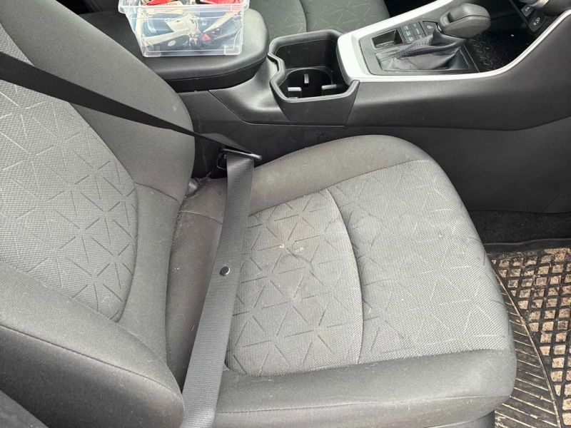 Toyota Rav4 * LE * AWD * БЕЗ ПЪРВОНАЧАЛНА ВНОСКА, снимка 15 - Автомобили и джипове - 53244232