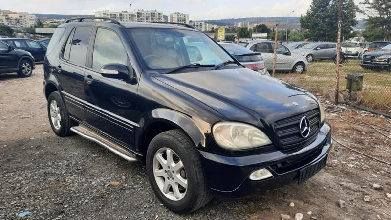 Mercedes-Benz ML 320 3.2 I, снимка 2 - Автомобили и джипове - 35842814