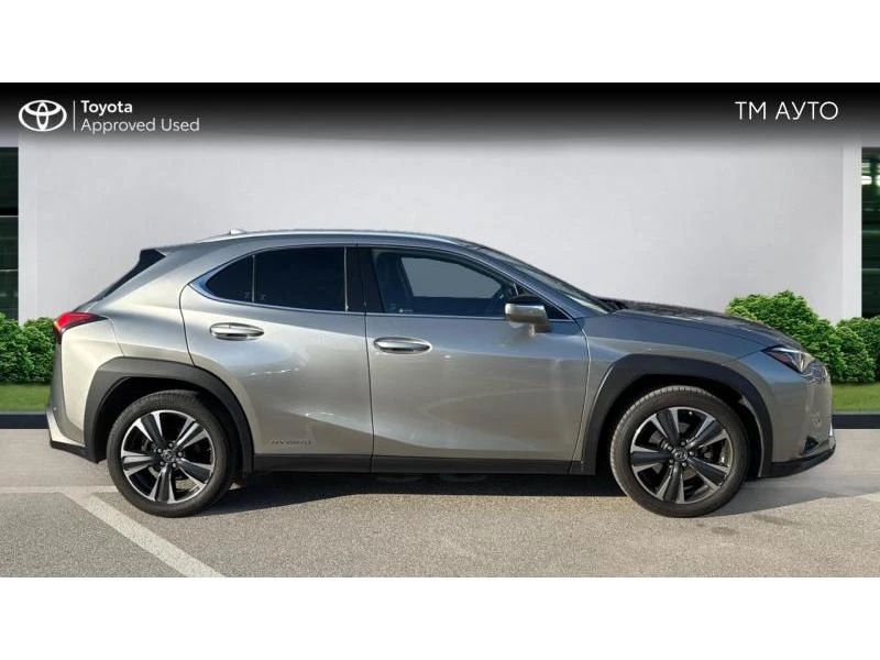 Lexus UX 250h AWD Luxury, снимка 17 - Автомобили и джипове - 48405160