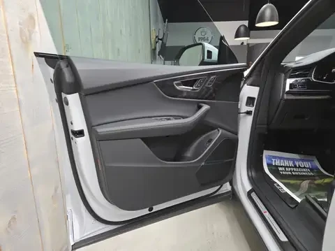 Audi Q8 S Line FULL 3.0 TFSI / CARFAX, снимка 10 - Автомобили и джипове - 54821622