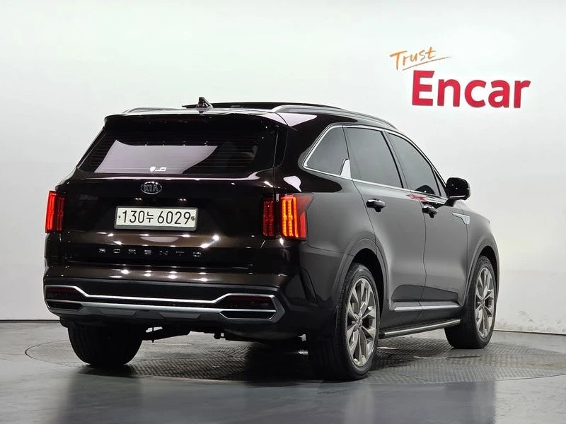 Kia Sorento Diesel 2.2 2WD| 199к.с., снимка 2 - Автомобили и джипове - 56269632