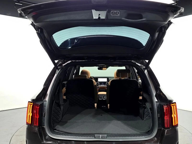 Kia Sorento Diesel 2.2 2WD| 199к.с., снимка 16 - Автомобили и джипове - 56269632