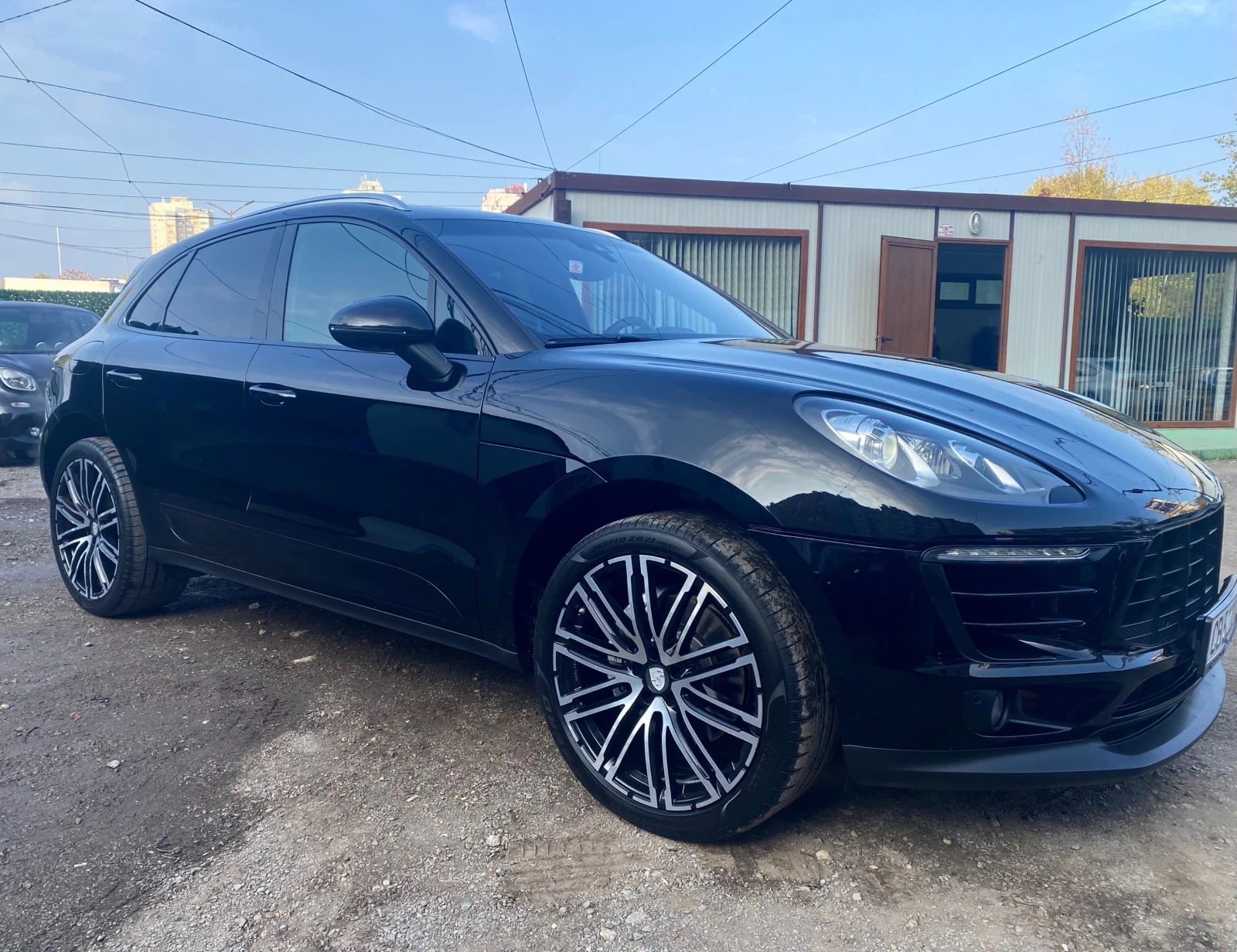 Porsche Macan = ГОТОВ ЛИЗИНГ= KEYLESS GO= ПАНОРАМА= ОБДУХВАНЕ= F - изображение 7