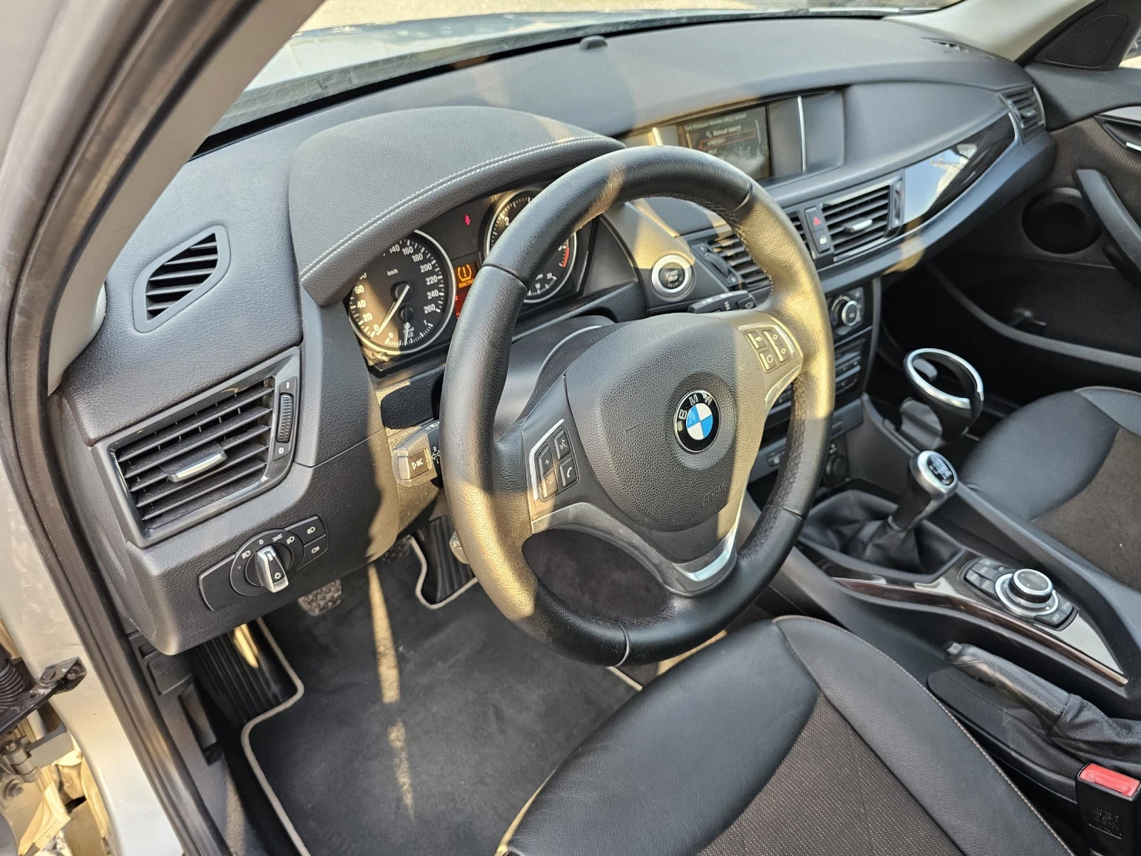 BMW X1 2.0tdi 116k.s. TOP - изображение 8