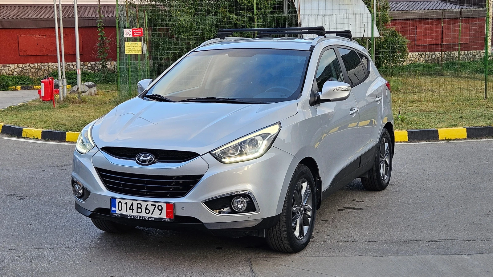 Hyundai IX35 2.0 Crdi AVTOMAT/4X4/KOJA/NAVIG/FACELIFT | Mobile.bg   1