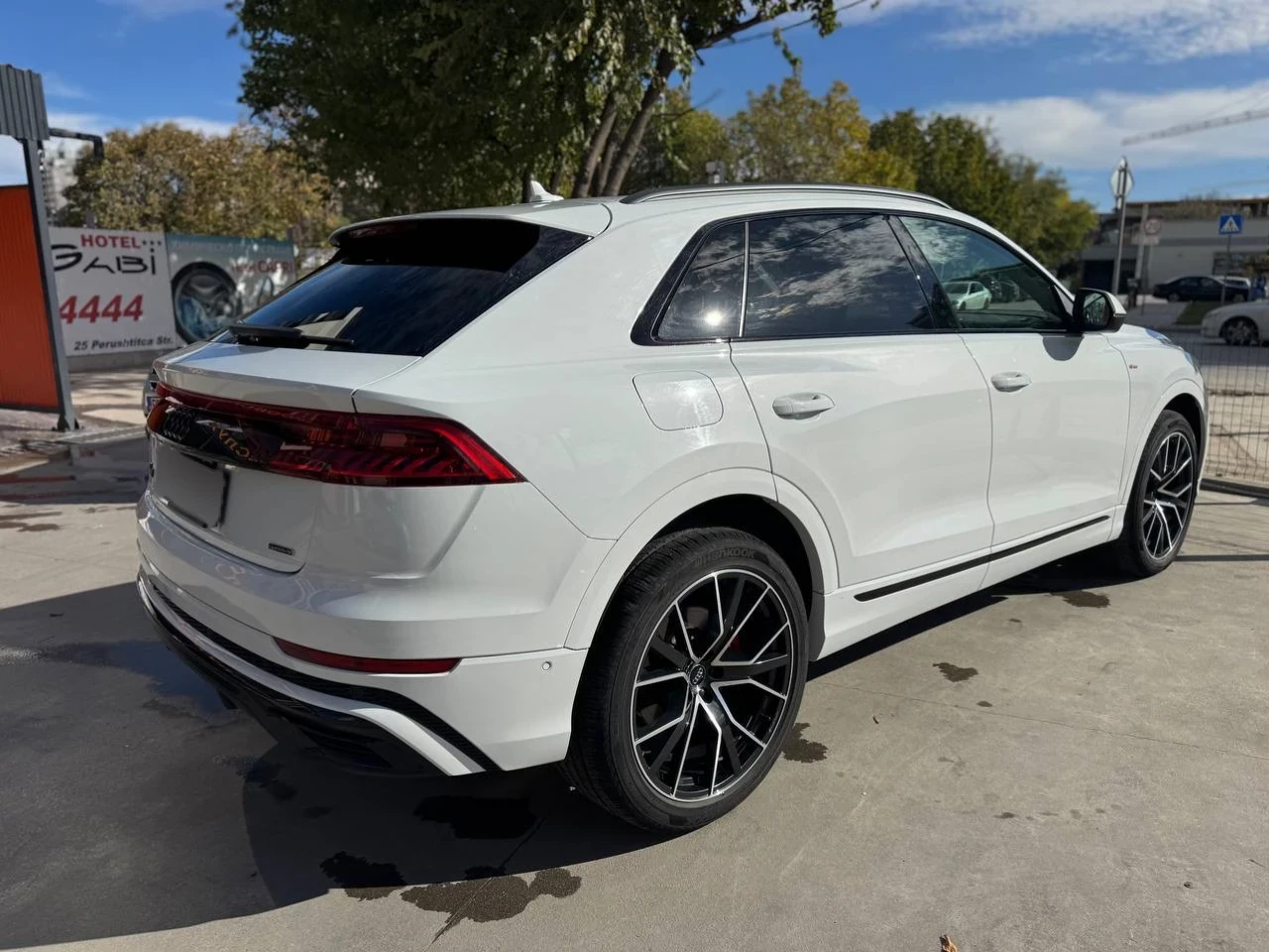 Audi Q8 PRESTIGE S-LINE - изображение 3