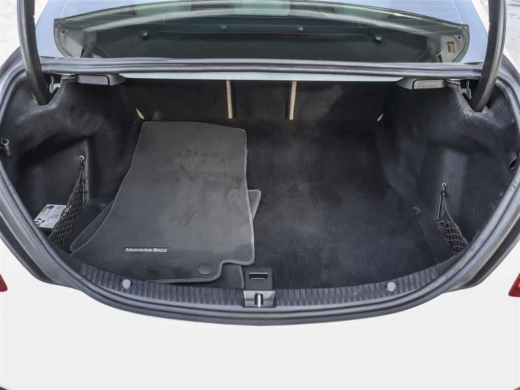 Mercedes-Benz C 300 * CARFAX * ЦЕНА ДО БГ, снимка 17 - Автомобили и джипове - 53801325