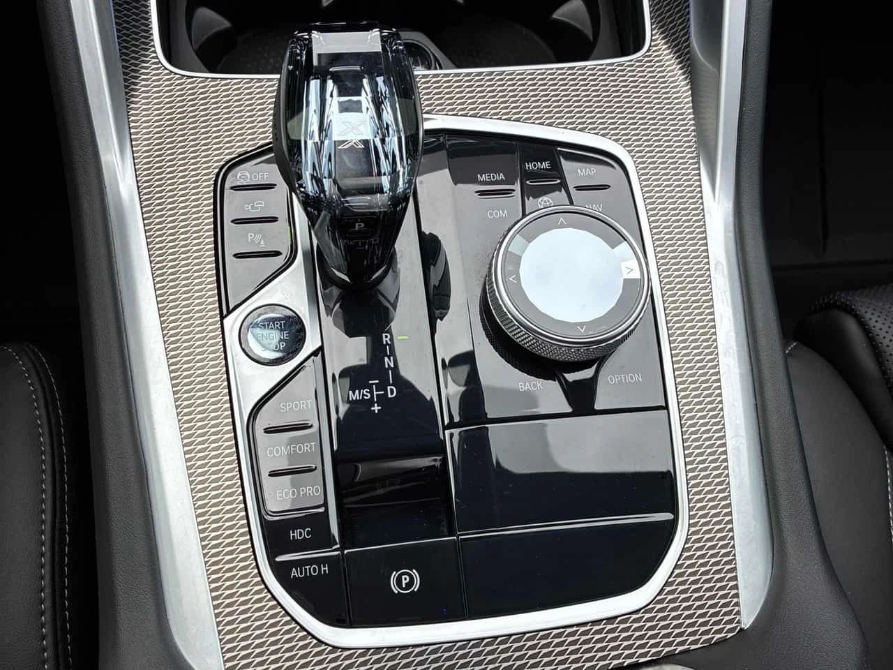 BMW X6 * xDrive40i * CARFAX * HK * 360 * SWAROVSKI *  | Mobile.bg � ����������� 16