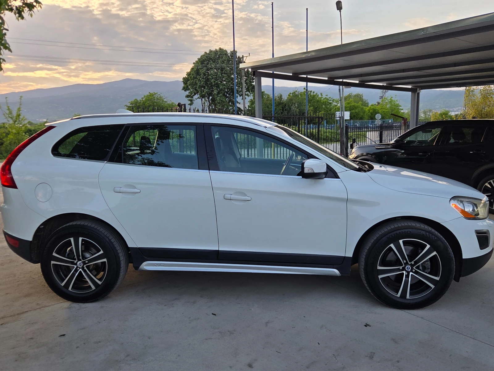 Volvo XC60 2.4 DIZEL AWD * OCEAN  RACE* * NAVI* * XENON*  | Mobile.bg � ����������� 9