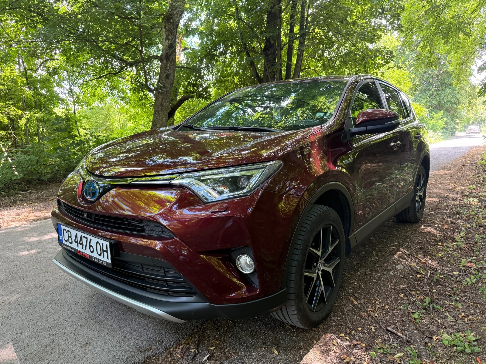 Toyota Rav4 2.5i 197к.с Hybrid Premium Сервизна Тойота, снимка 2 - Автомобили и джипове - 54468103