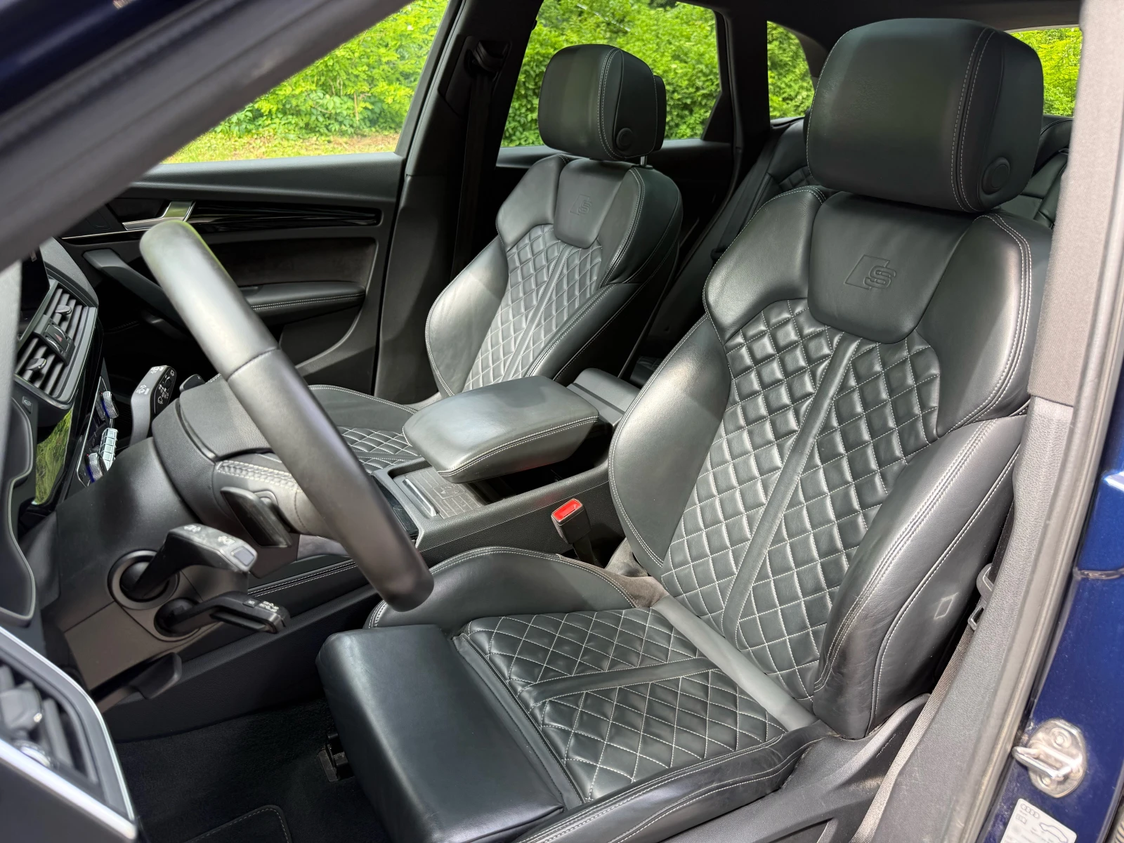 Audi SQ5 3.0TDI* S-LINE* PANO* CAM360* DIST* B&O* FULL, снимка 9 - Автомобили и джипове - 54627455