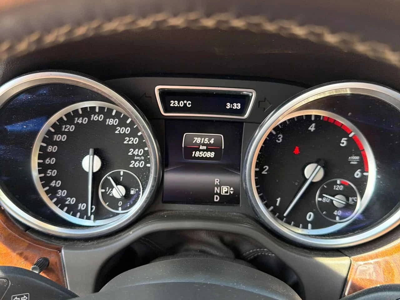 Mercedes-Benz ML 350 * BlueTEC * ПОДГРЕВ * ПАНОРАМА * ПРЕДСТАВИТЕЛСТВО, снимка 8 - Автомобили и джипове - 54975346