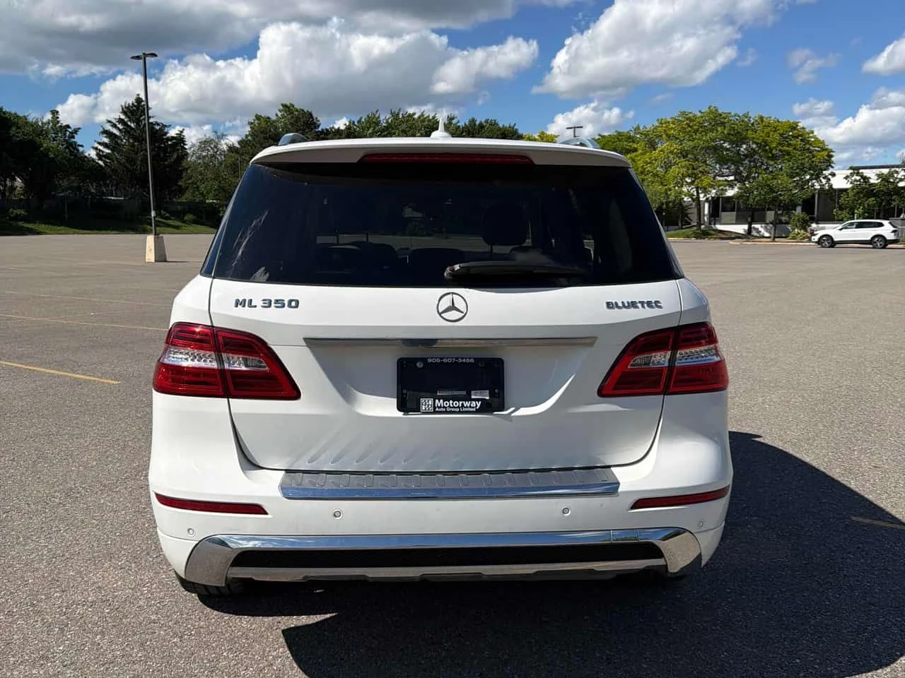 Mercedes-Benz ML 350 * BlueTEC * ПОДГРЕВ * ПАНОРАМА * ПРЕДСТАВИТЕЛСТВО, снимка 5 - Автомобили и джипове - 54975346