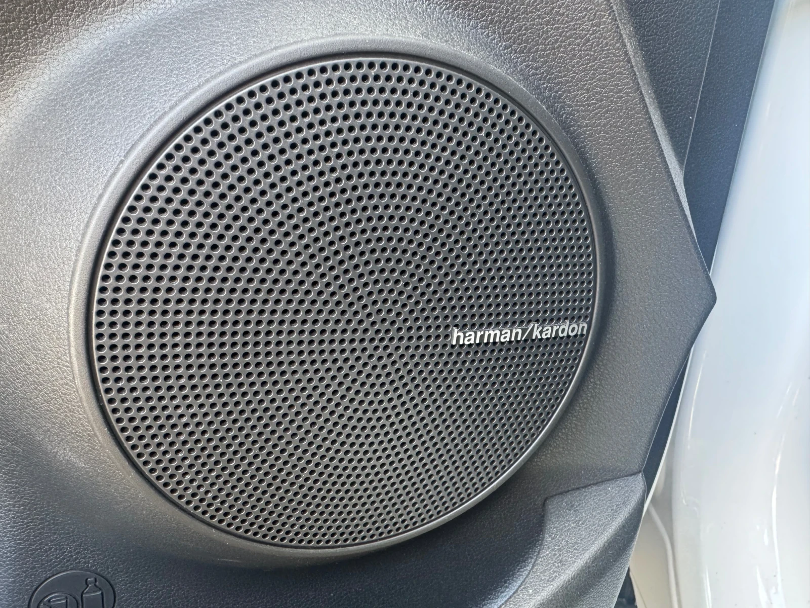 Hyundai Kona EV, снимка 13 - Автомобили и джипове - 55903225