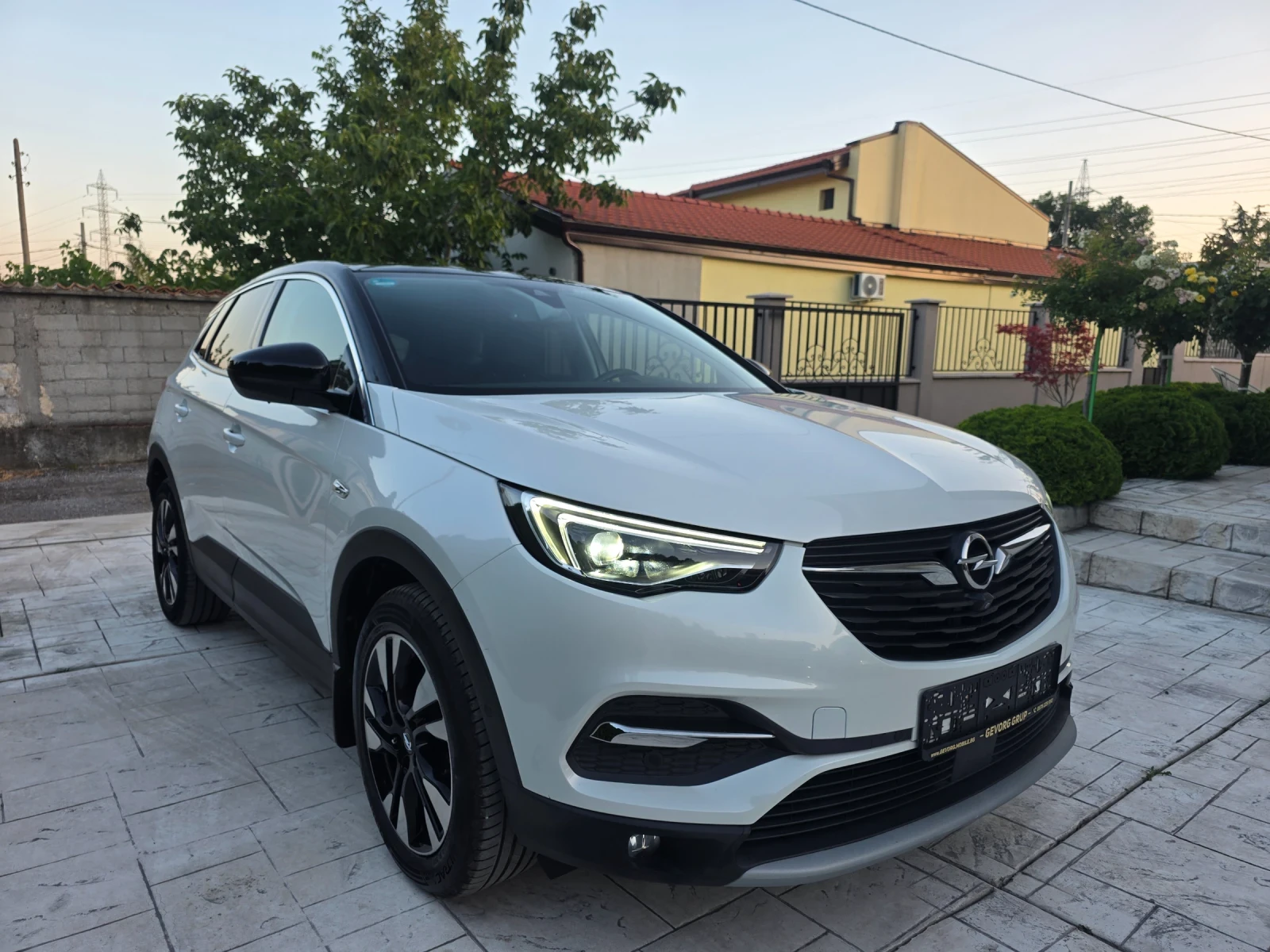 Opel Grandland X 1.6 HDI FULL KATO HOBA, снимка 3 - Автомобили и джипове - 55425237