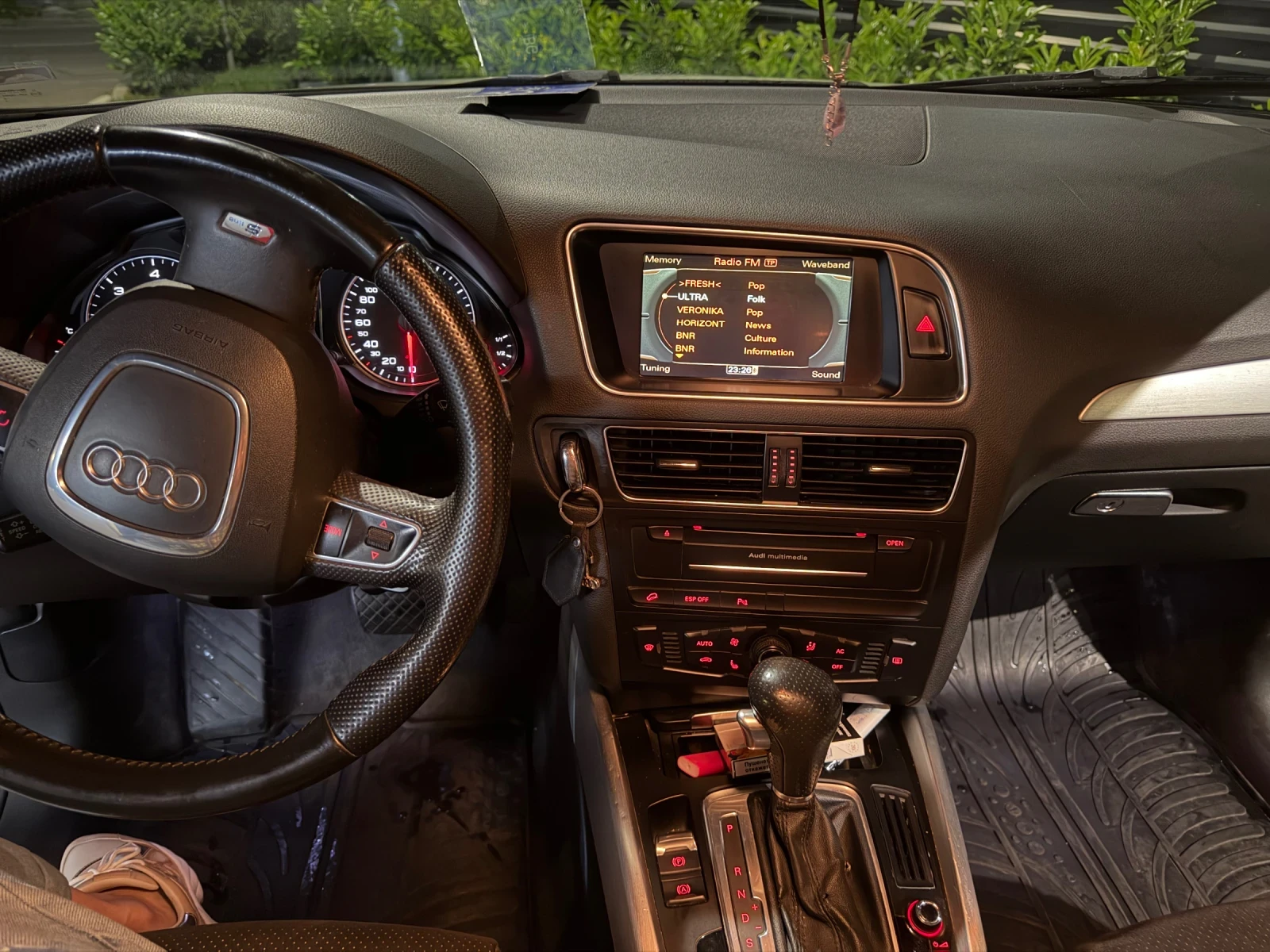 Audi Q5, снимка 6 - Автомобили и джипове - 55681532