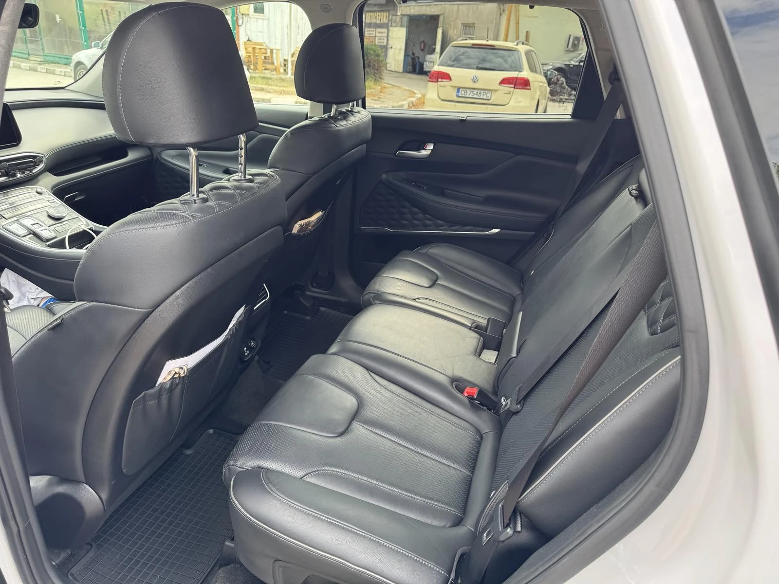 Hyundai Santa fe 2.2 CRDi 4WD DCT 7 Seat, снимка 12 - Автомобили и джипове - 56191279
