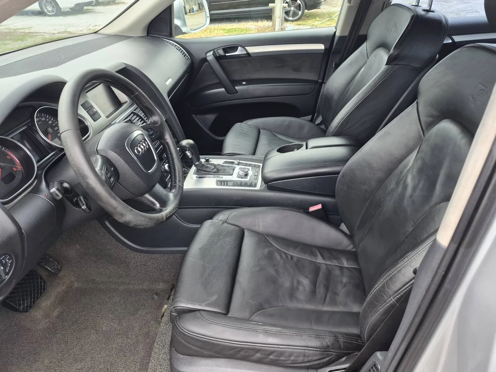 Audi Q7 3.0TDI Avtomat, снимка 9 - Автомобили и джипове - 56605281