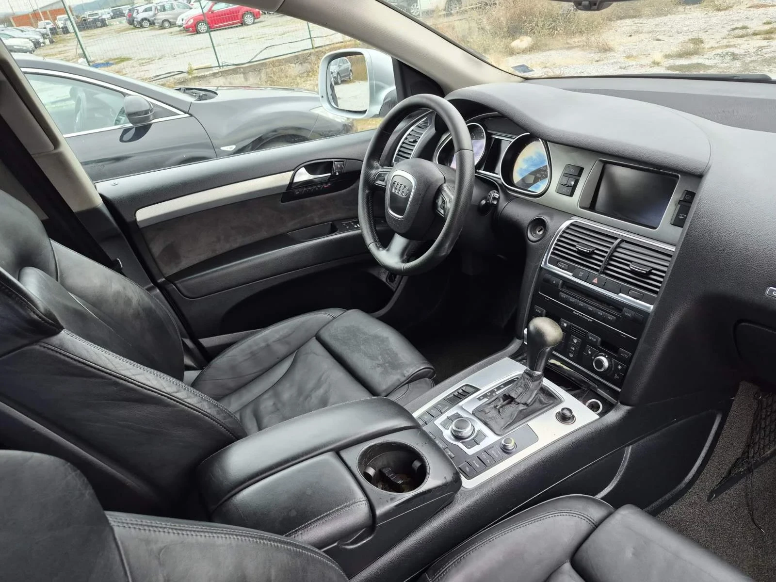 Audi Q7 3.0TDI Avtomat, снимка 7 - Автомобили и джипове - 56605281