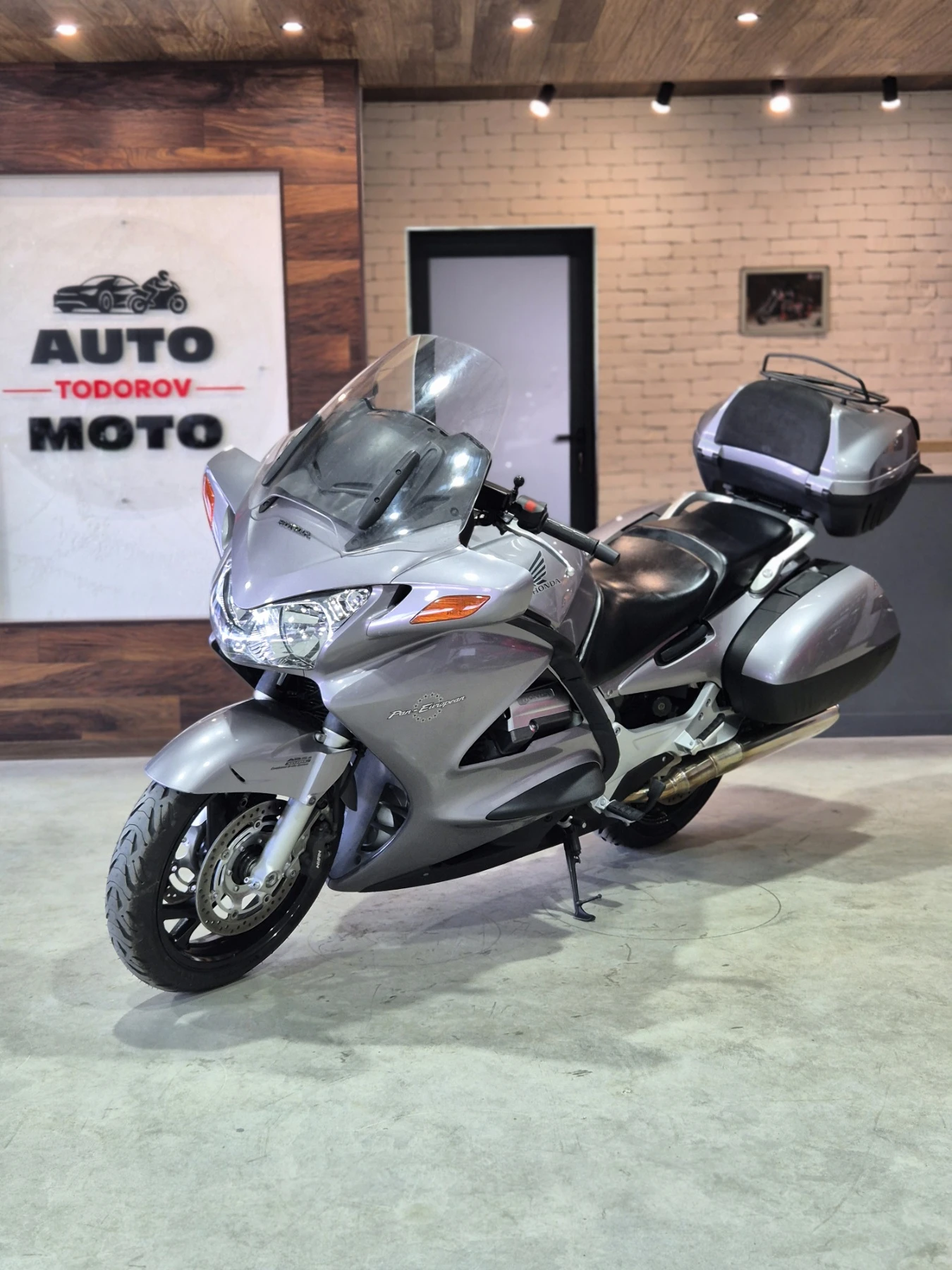 Honda Paneuropean ST 1300 A ABS!! Нов внос от Швейцария!!!, снимка 2 - Мотоциклети и мототехника - 55287033