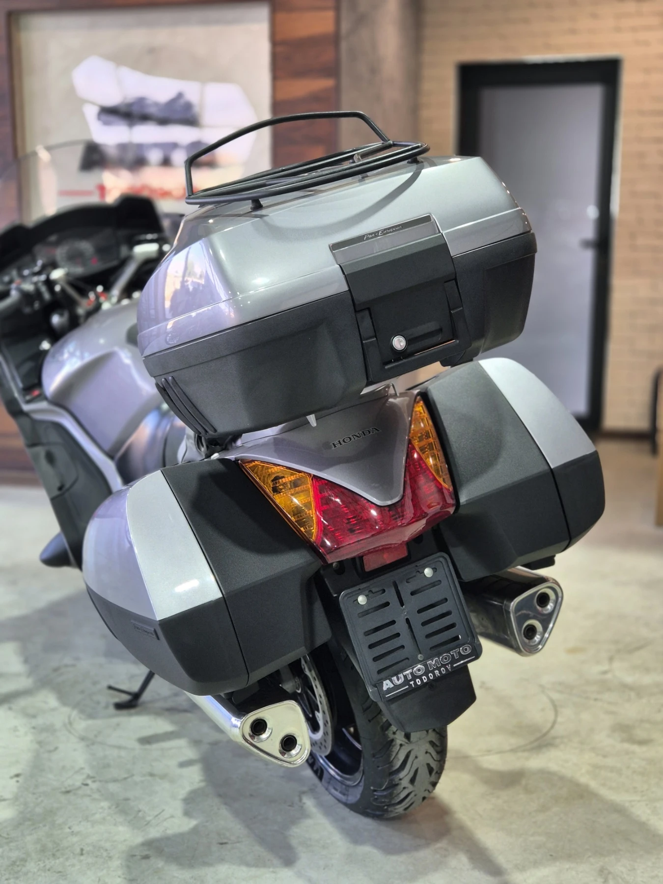 Honda Paneuropean ST 1300 A ABS!! Нов внос от Швейцария!!!, снимка 8 - Мотоциклети и мототехника - 55287033