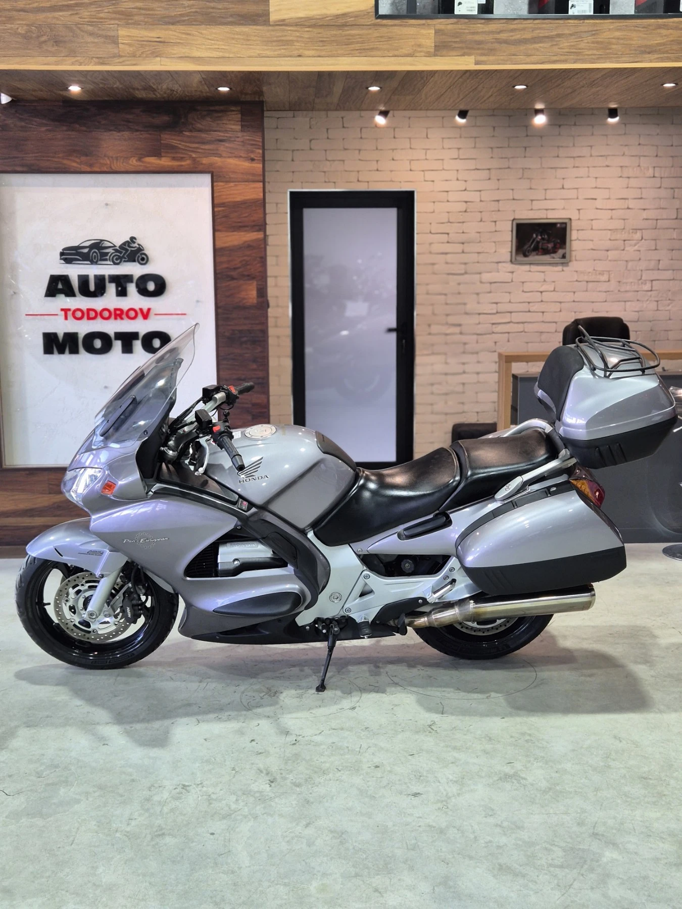 Honda Paneuropean ST 1300 A ABS!! Нов внос от Швейцария!!!, снимка 4 - Мотоциклети и мототехника - 55287033