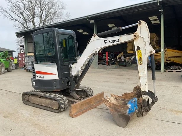 Багер Bobcat E26, снимка 3 - Индустриална техника - 53960857