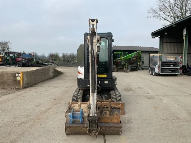 Багер Bobcat E26, снимка 2 - Индустриална техника - 53960857