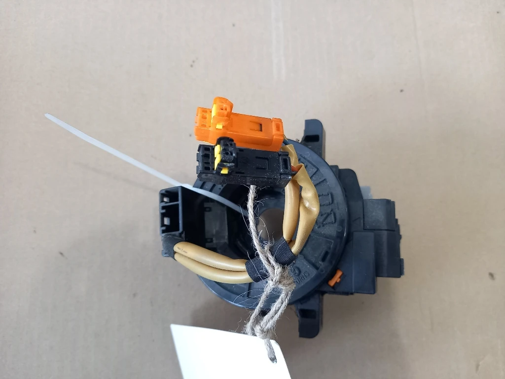 Лентов кабел Тойота Рав4 (с)