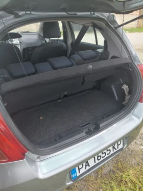 Toyota Yaris, снимка 7