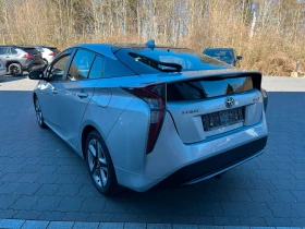     Toyota Prius  1.8 VVT-i Hybrid Executive * SEHR GEPFLEGT* 