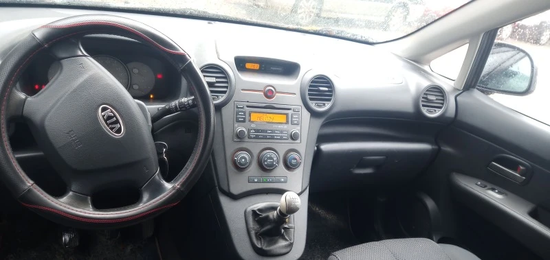 Kia Carens 2000, снимка 5 - Автомобили и джипове - 47489166